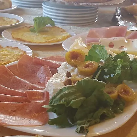 Torre Pinta Masseria Medioevale Çiftlik konaklama *