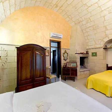 Torre Pinta Masseria Medioevale * Otranto