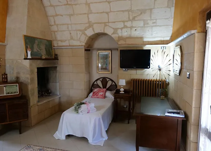 Torre Pinta Masseria Medioevale *