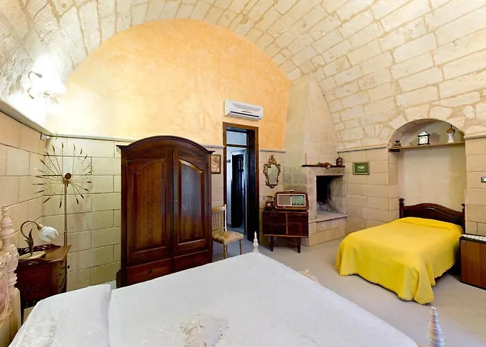 Torre Pinta Masseria Medioevale * Otranto