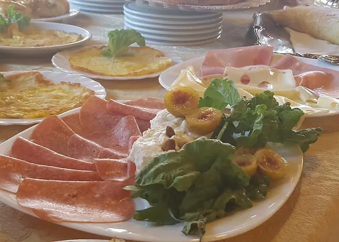 Torre Pinta Masseria Medioevale Farma *